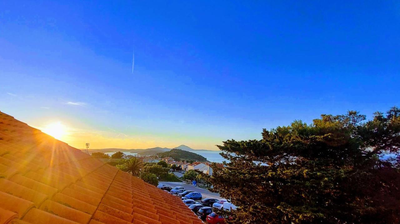 Casa Di Castello Lägenhet Mali Lošinj Exteriör bild