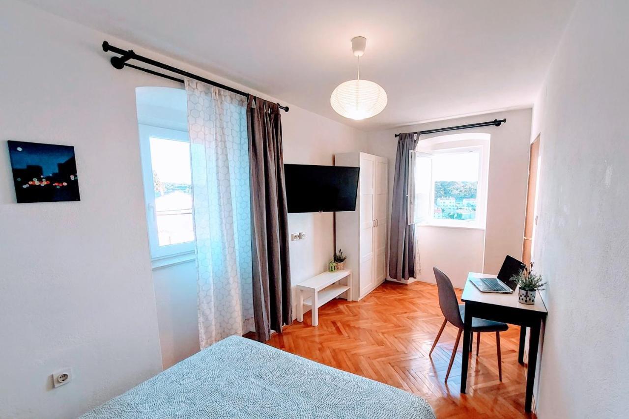 Casa Di Castello Lägenhet Mali Lošinj Exteriör bild