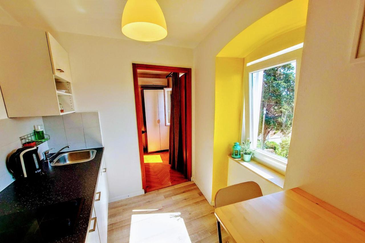 Casa Di Castello Lägenhet Mali Lošinj Exteriör bild