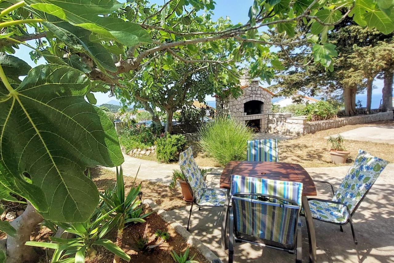 Casa Di Castello Lägenhet Mali Lošinj Exteriör bild