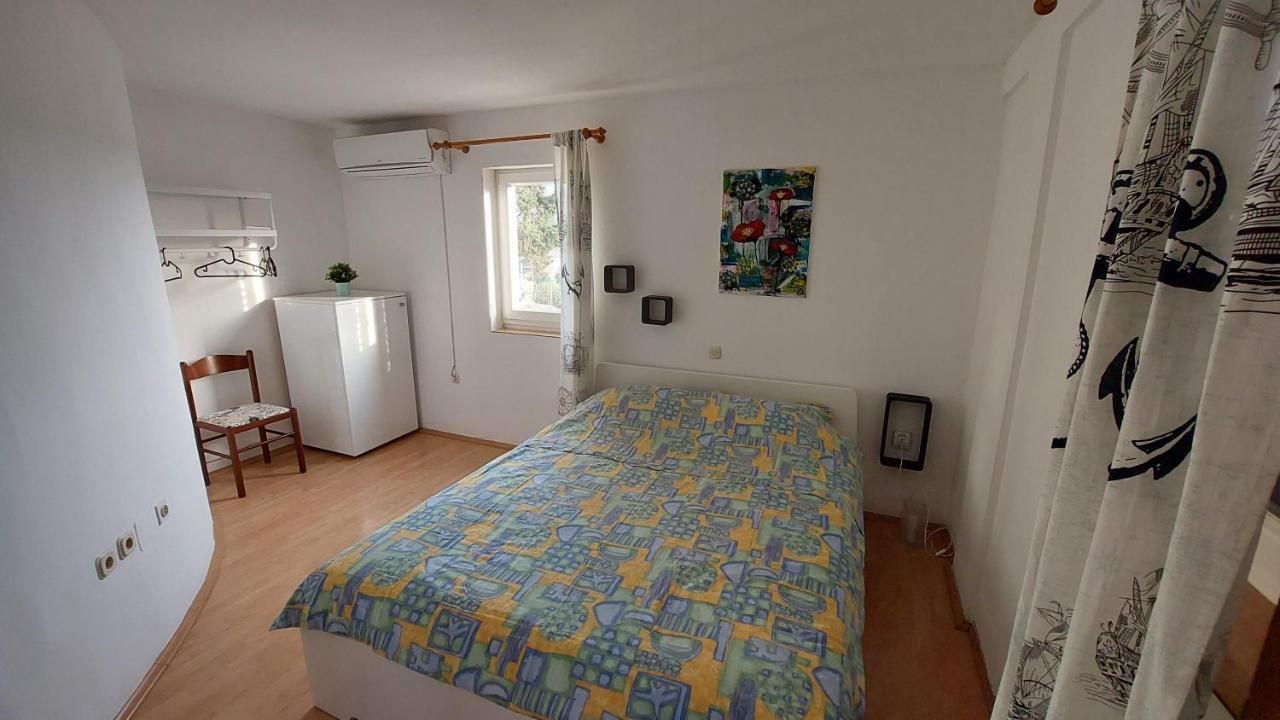 Casa Di Castello Lägenhet Mali Lošinj Exteriör bild